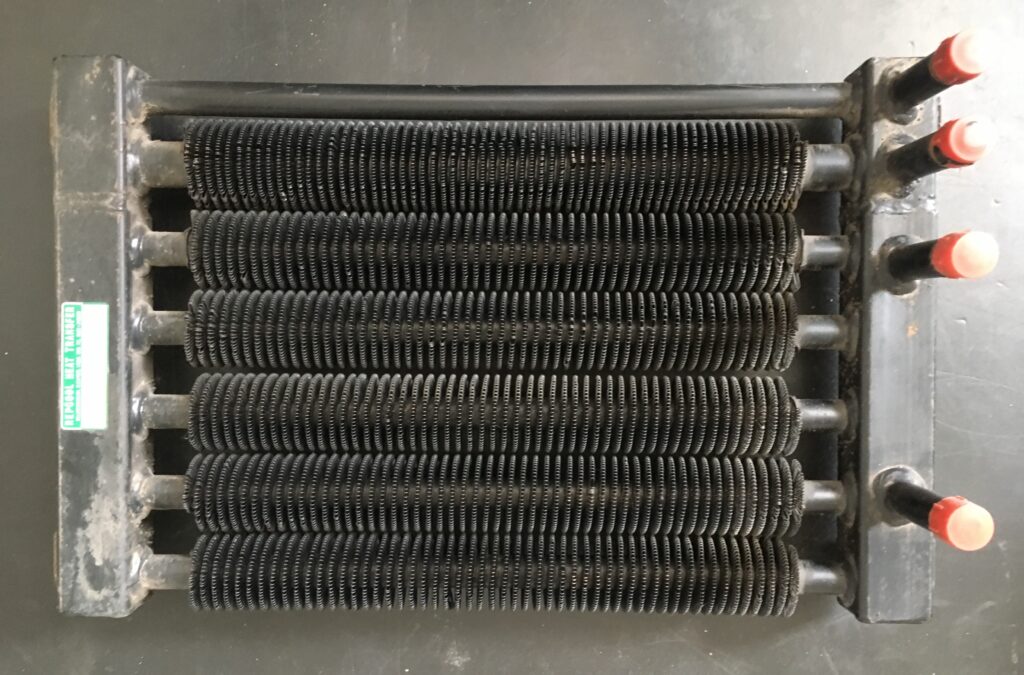 RADIATORE OLIO MASSEY FERGUSON MF 50 HX COD. 1474355M91